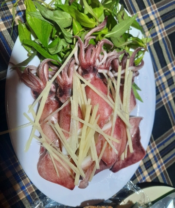 Mực hấp